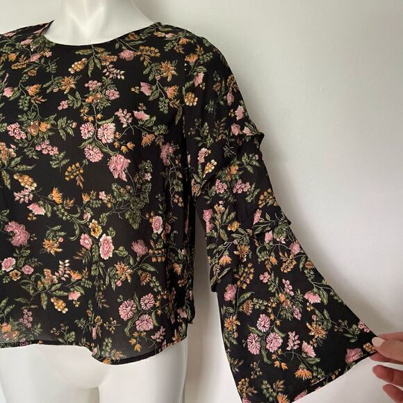 Lush Floral Ruffle Bell Sleeve Peasant Top - Picture 2 of 7